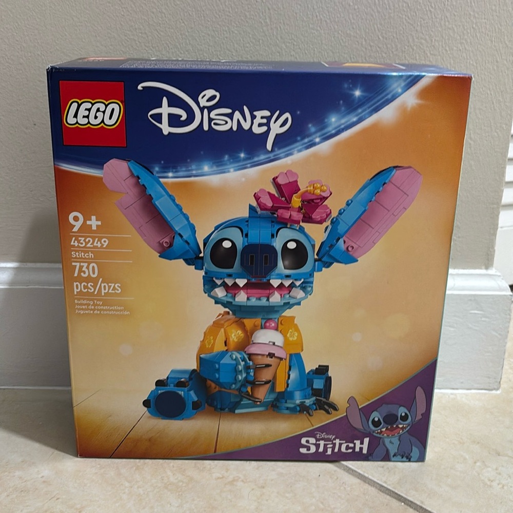 LEGO Stitch!